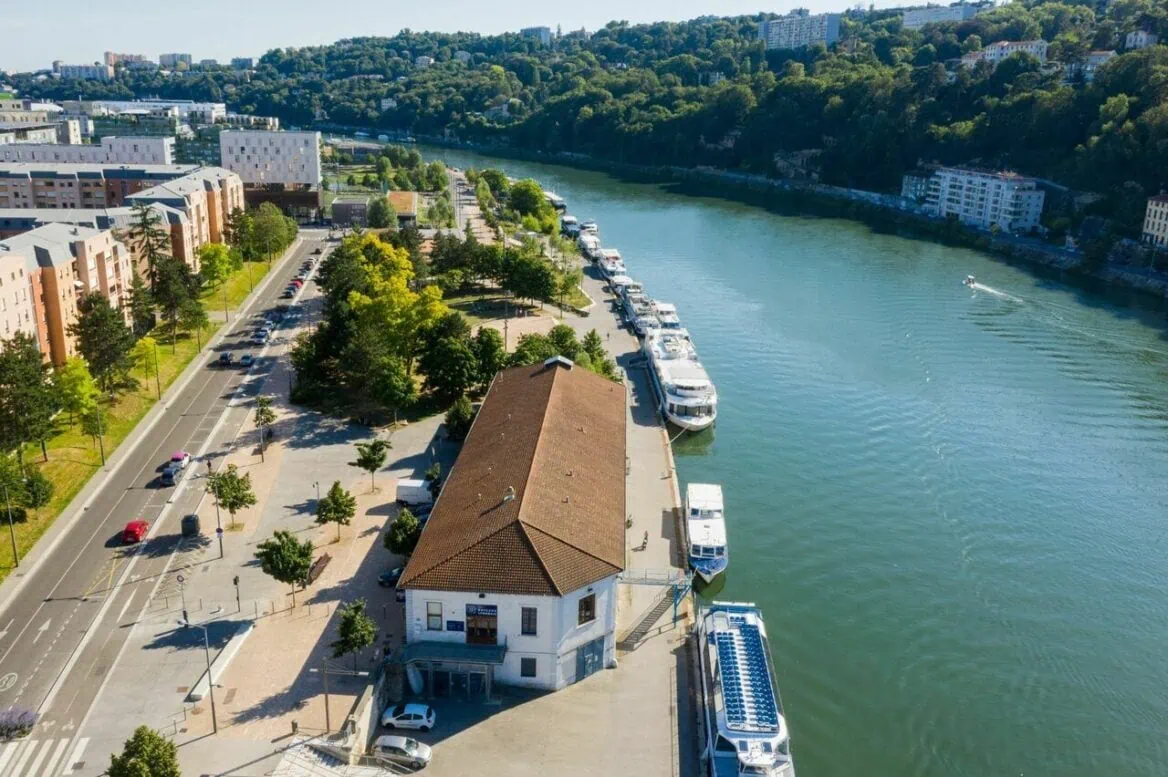 multi franchise summit x l'express franchise et commerce associé